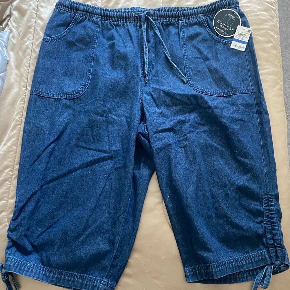 (NWT) KAREN SCOTT Blue Jean Shorts